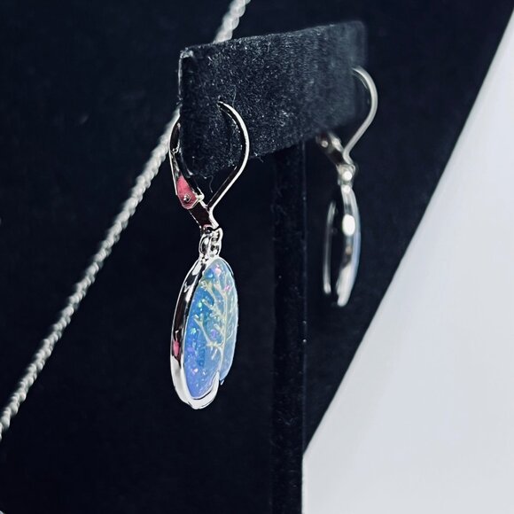 Silver Tone And Blue Glitter Tree Of Life Necklace And Pierced Earrings (6119) - Picture 6 of 7